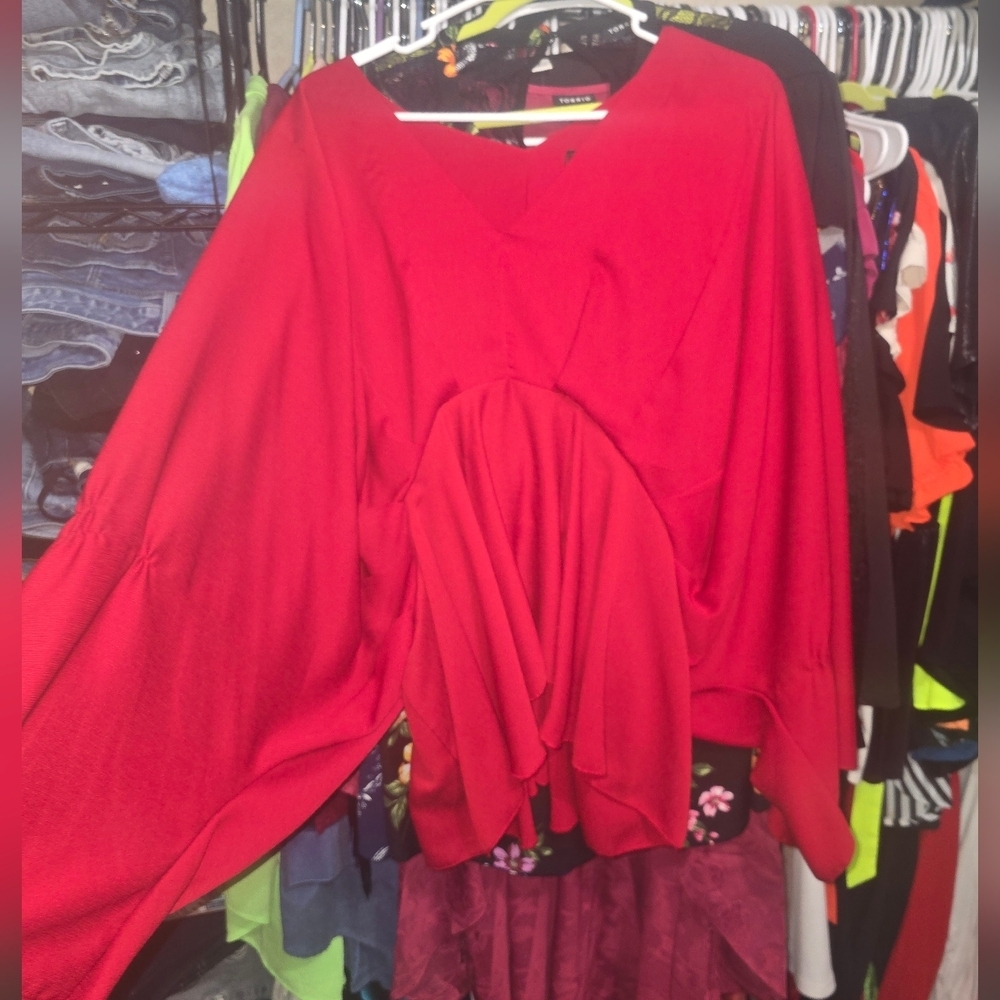 Boohoo Extra Wide Angel Sleeve Blouse 20